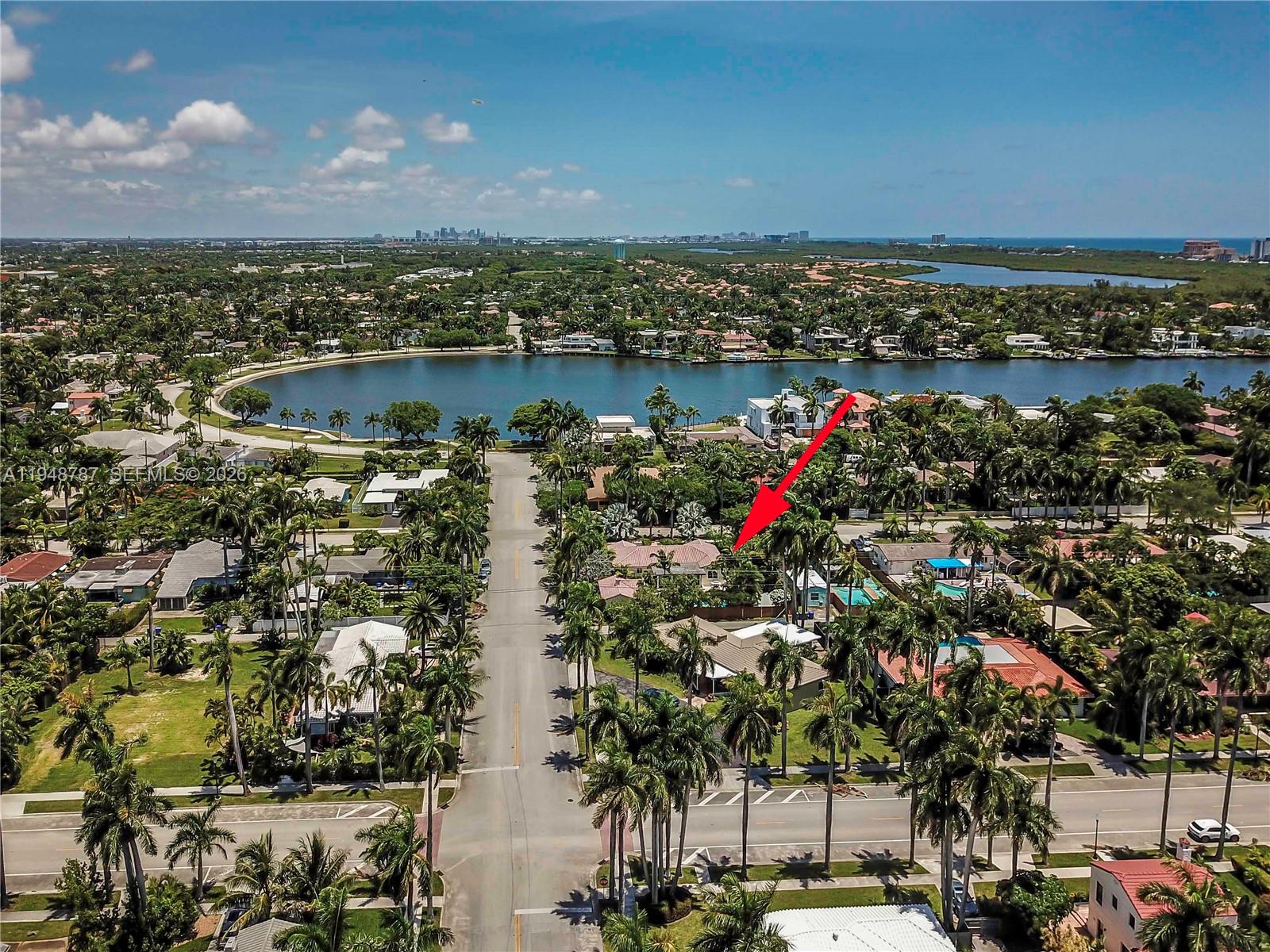 HOLLYWOOD LAKES SECTION - Residential