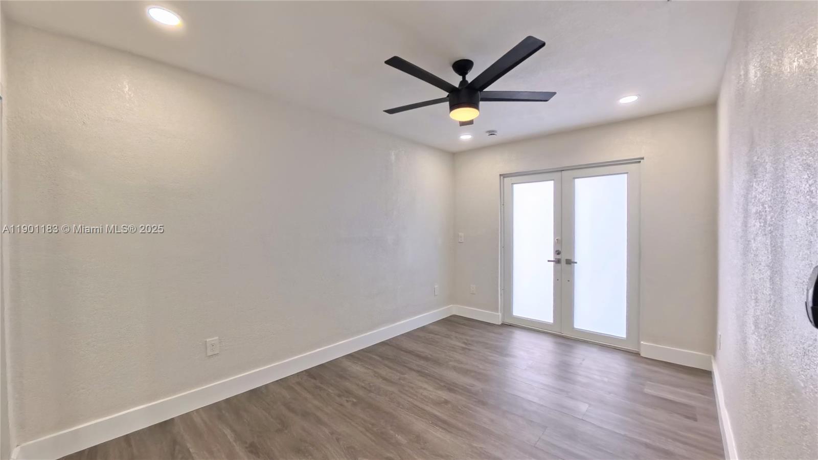 LUNSFORD GARDENS - Residential