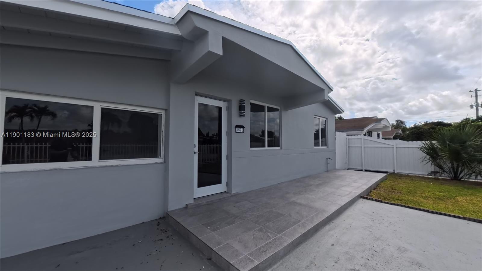 LUNSFORD GARDENS - Residential