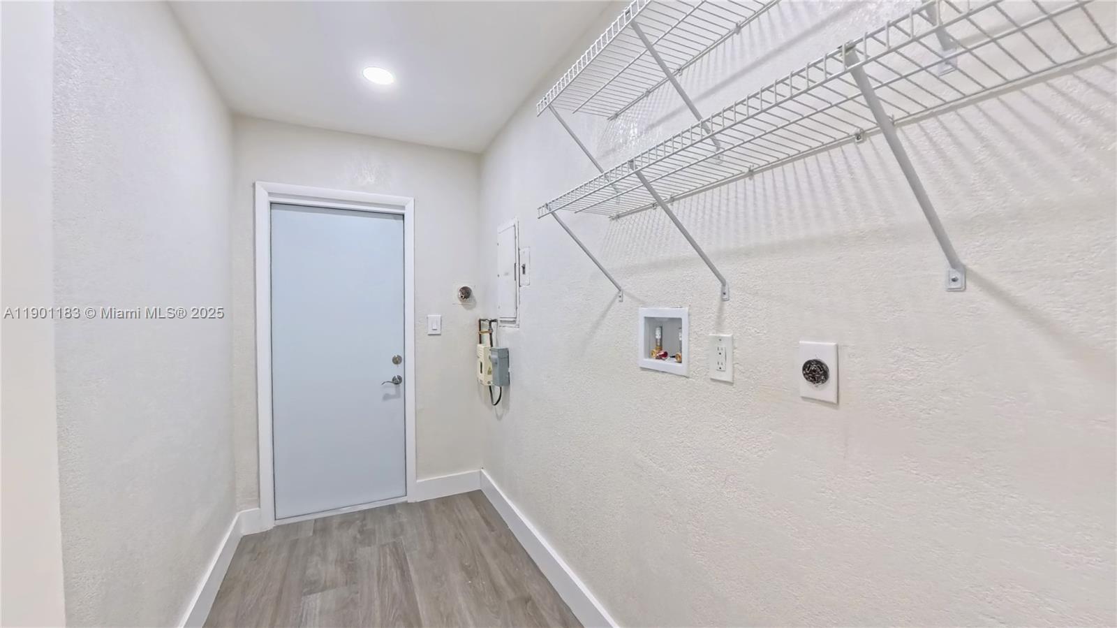 LUNSFORD GARDENS - Residential