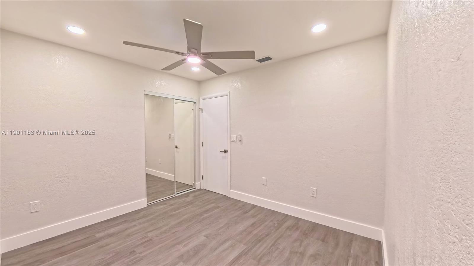 LUNSFORD GARDENS - Residential