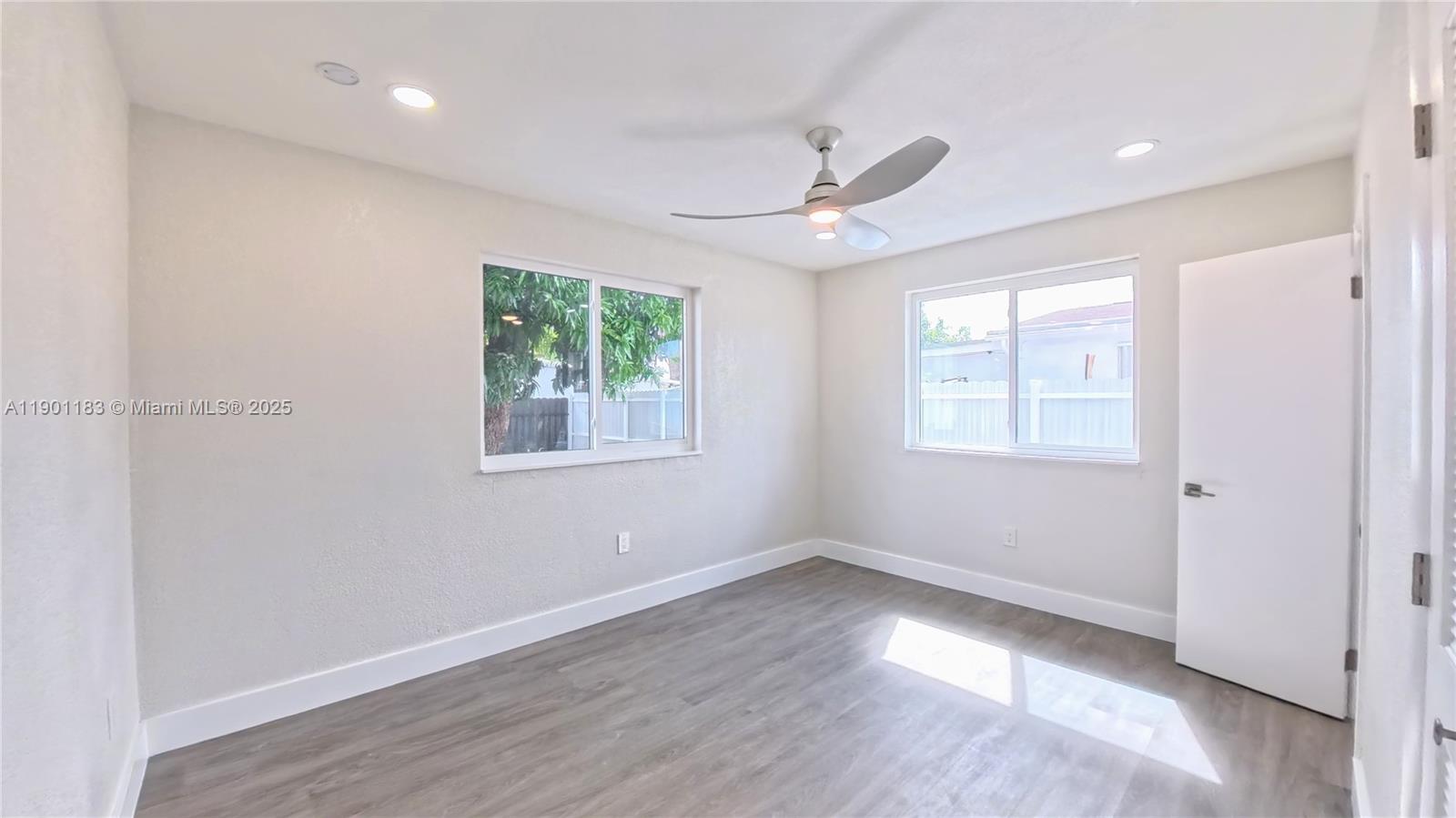 LUNSFORD GARDENS - Residential