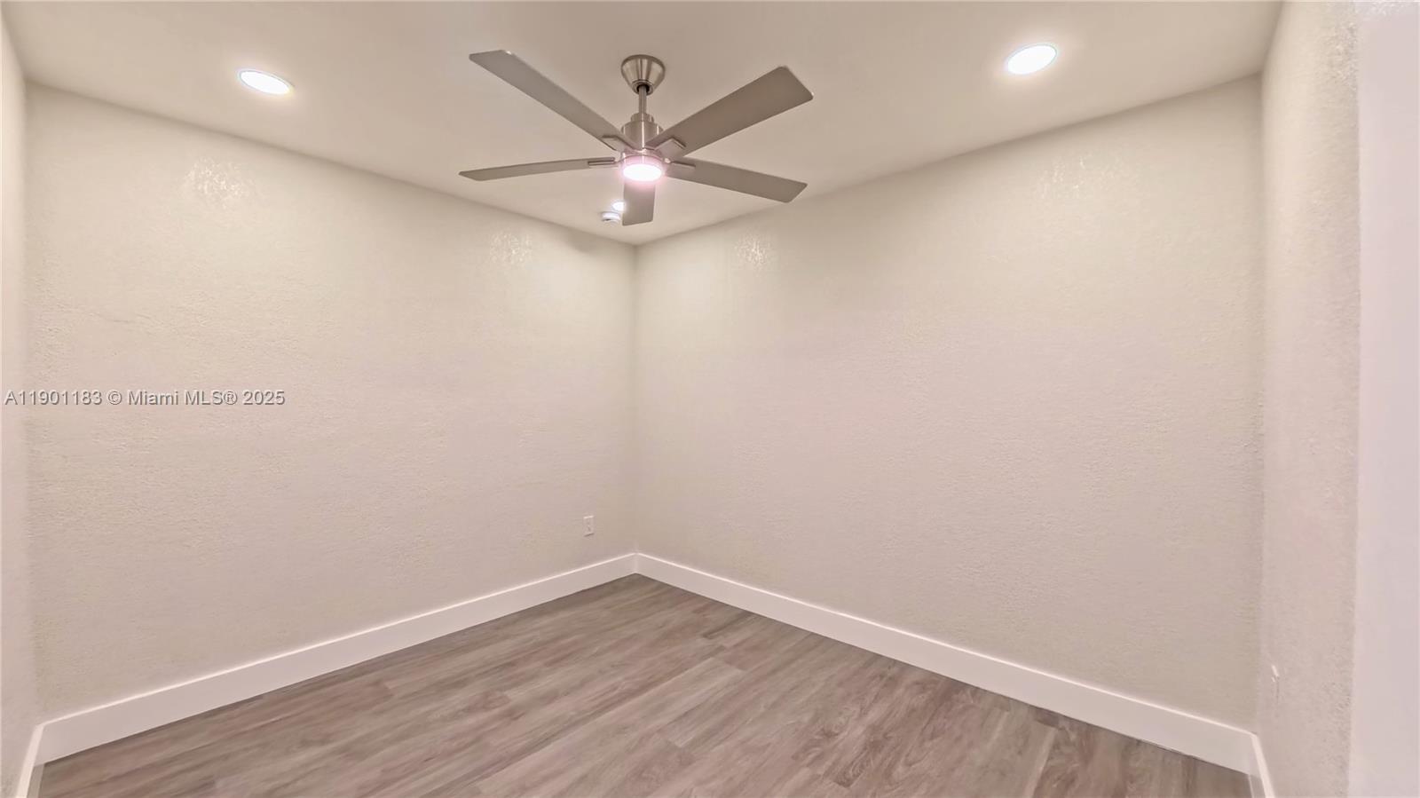 LUNSFORD GARDENS - Residential
