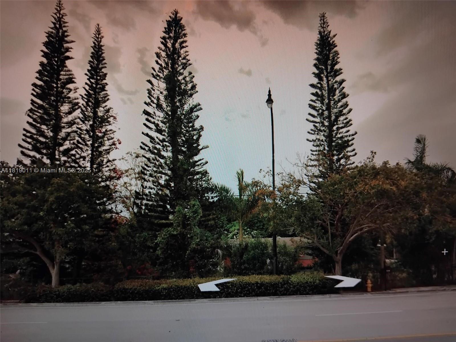 330 NW 127th Ave