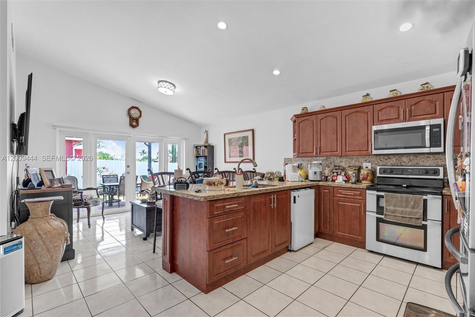 MARALEX HOMES - Residential