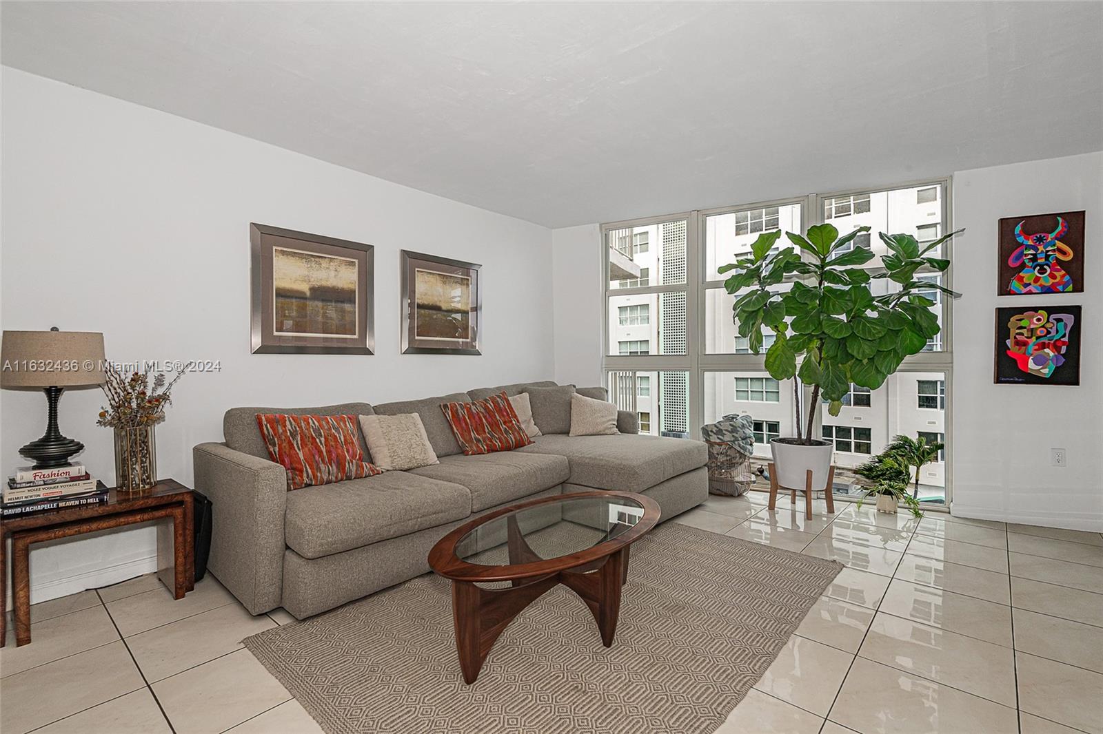 BAYVIEW TERR CONDO - Residential