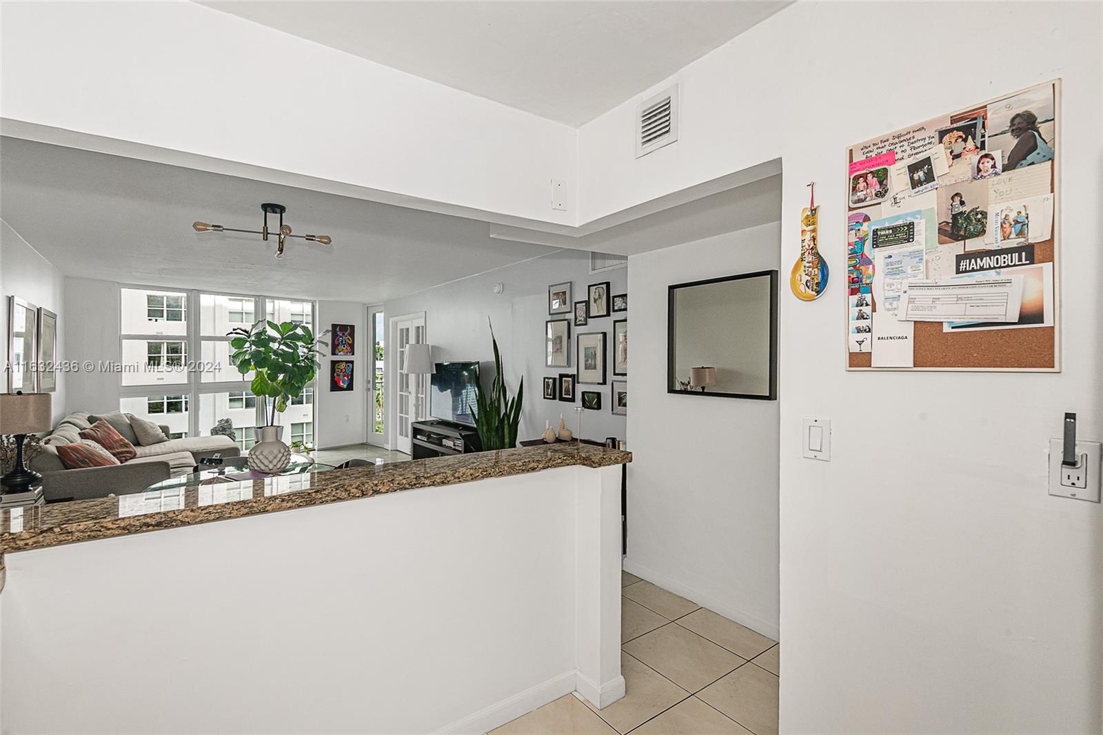 BAYVIEW TERR CONDO - Residential
