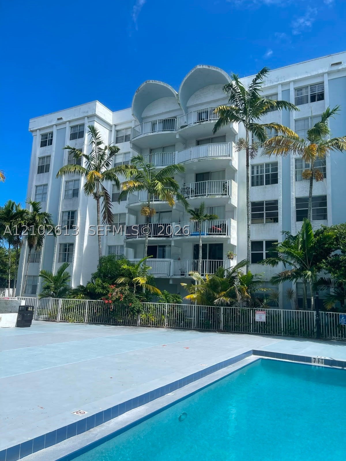 492 NW 165th St Rd