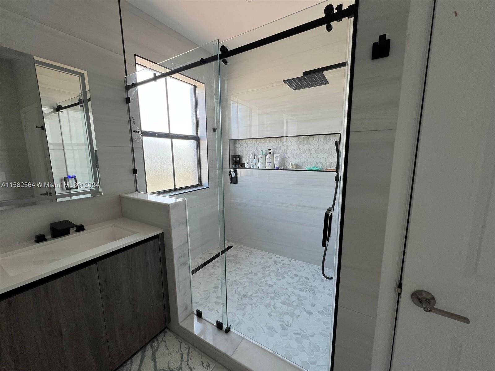 ESTATES AT SILVER PALM - Residential