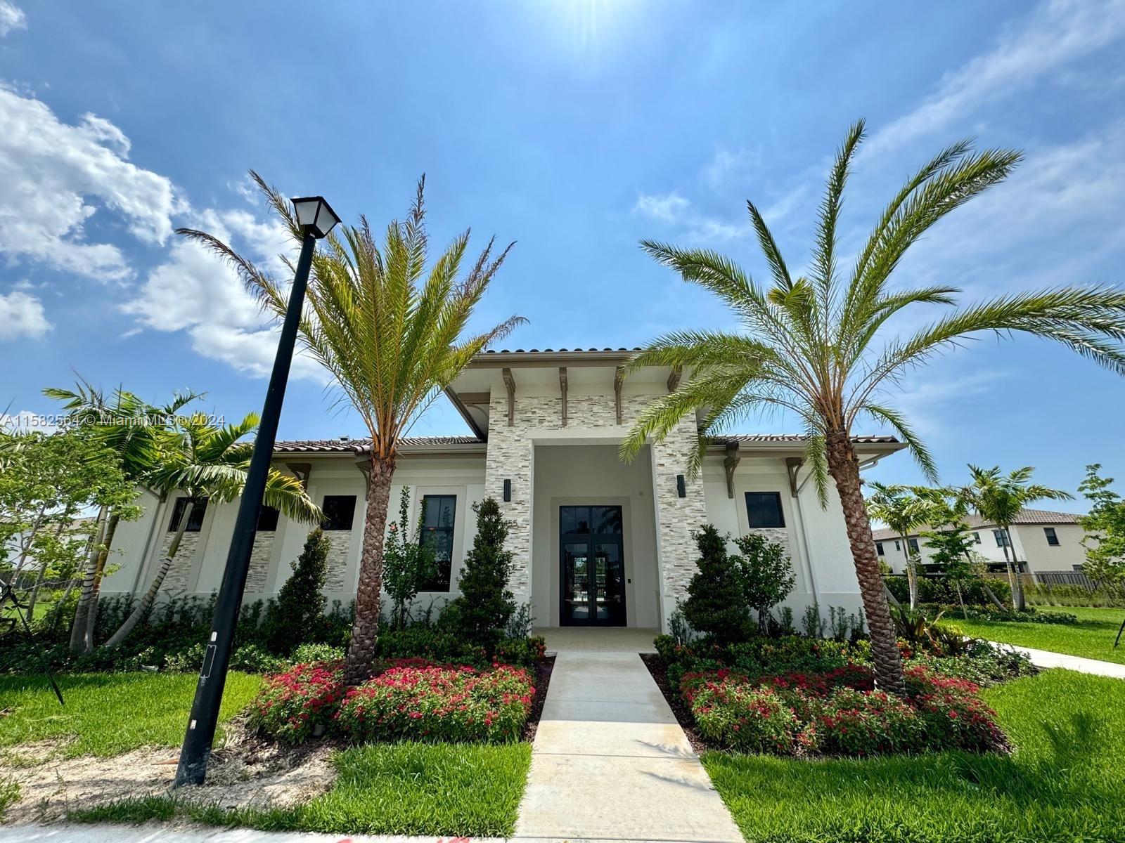 ESTATES AT SILVER PALM - Residential