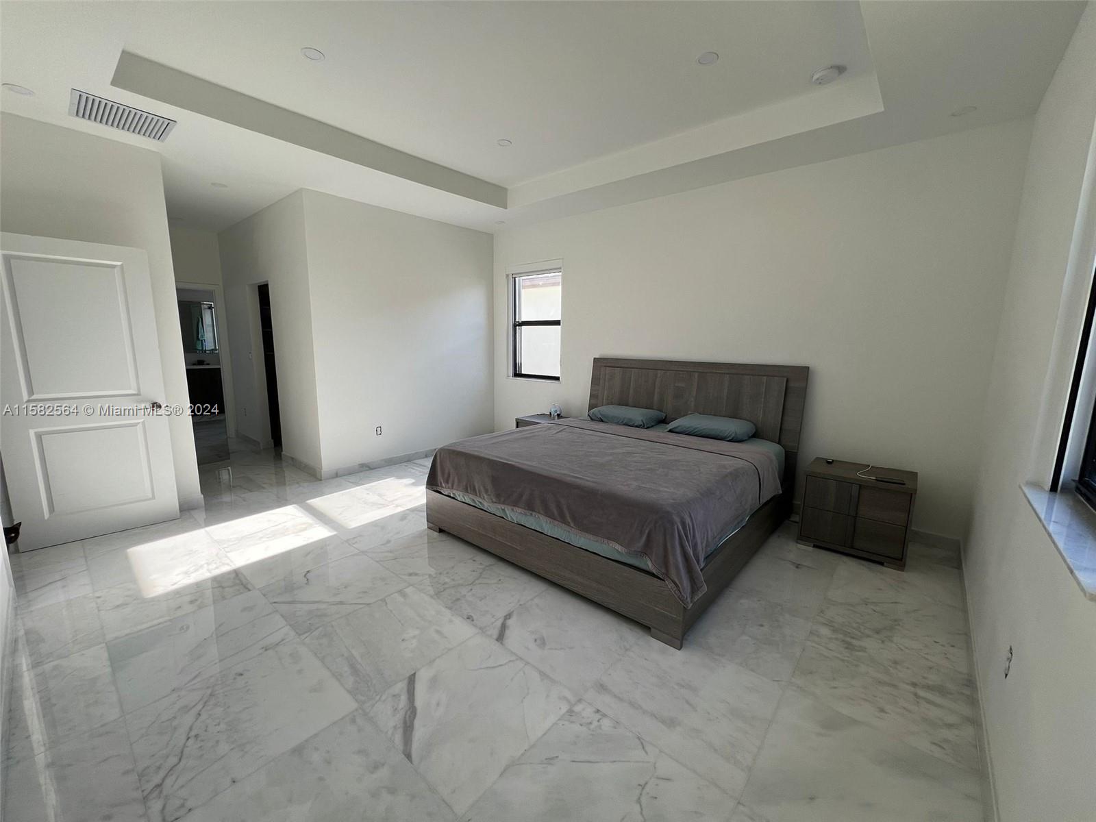 ESTATES AT SILVER PALM - Residential