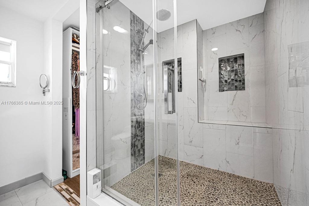 LAKES OF WOODHAVEN I - Residential
