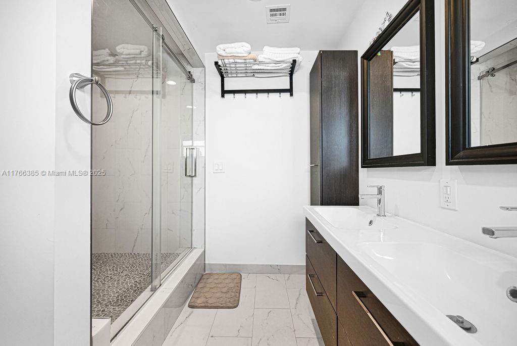 LAKES OF WOODHAVEN I - Residential