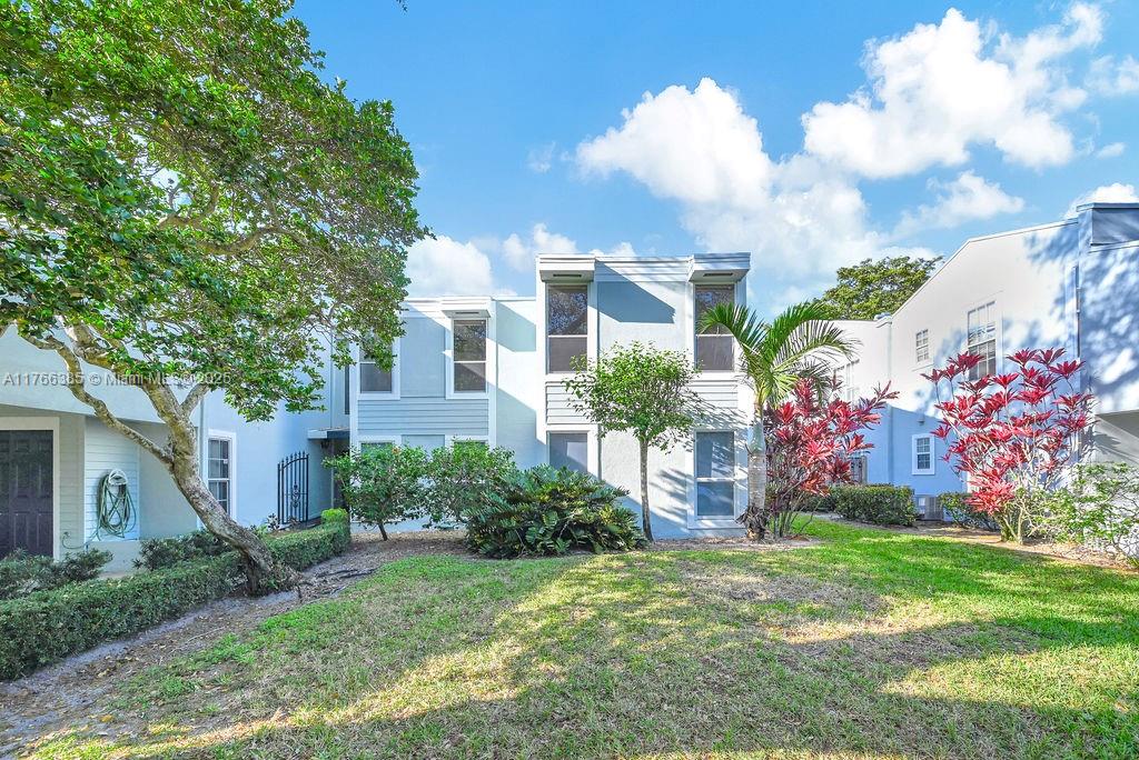 LAKES OF WOODHAVEN I - Residential