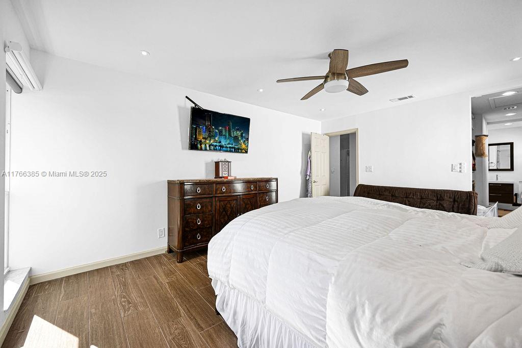 LAKES OF WOODHAVEN I - Residential