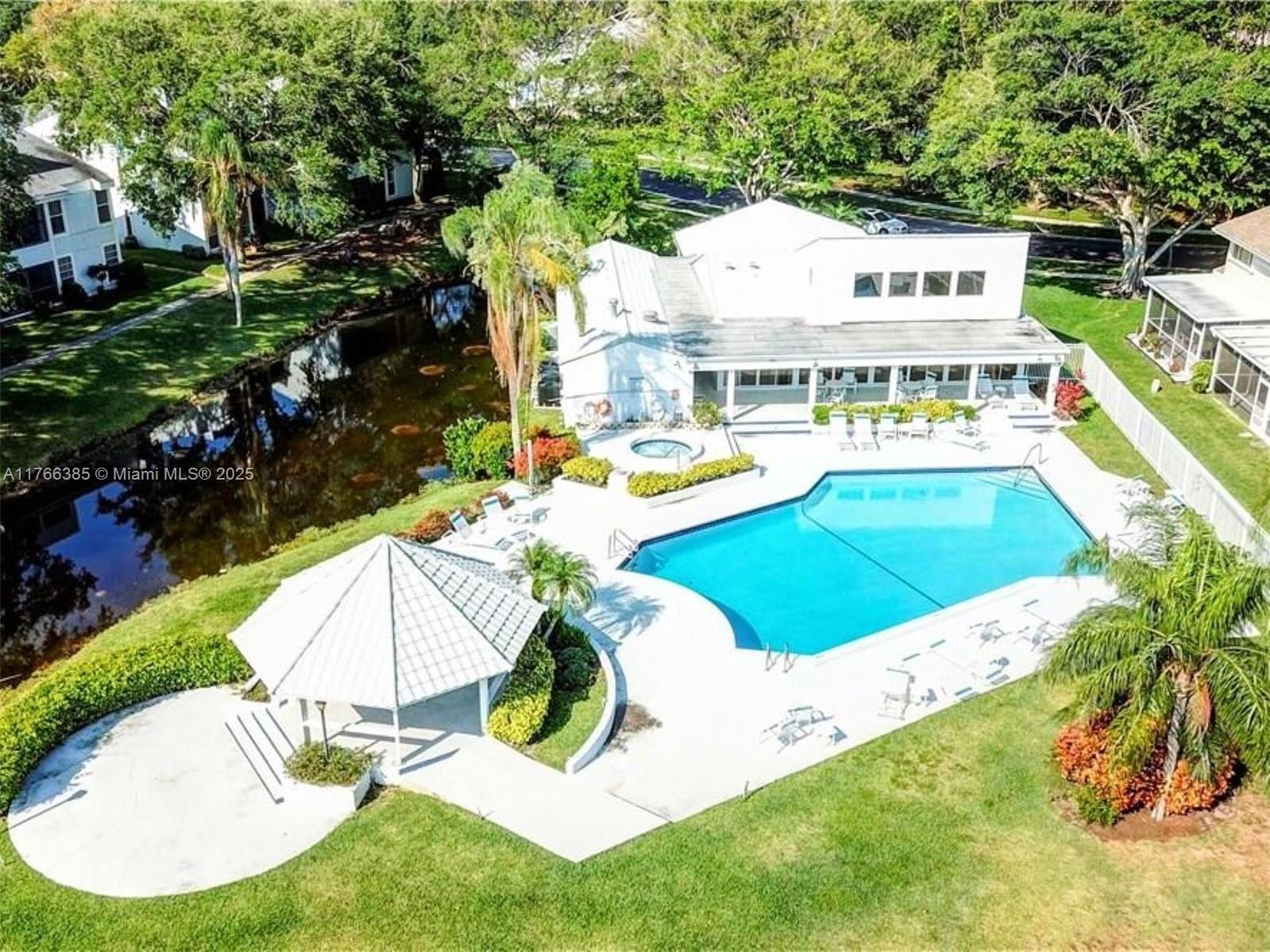 LAKES OF WOODHAVEN I - Residential