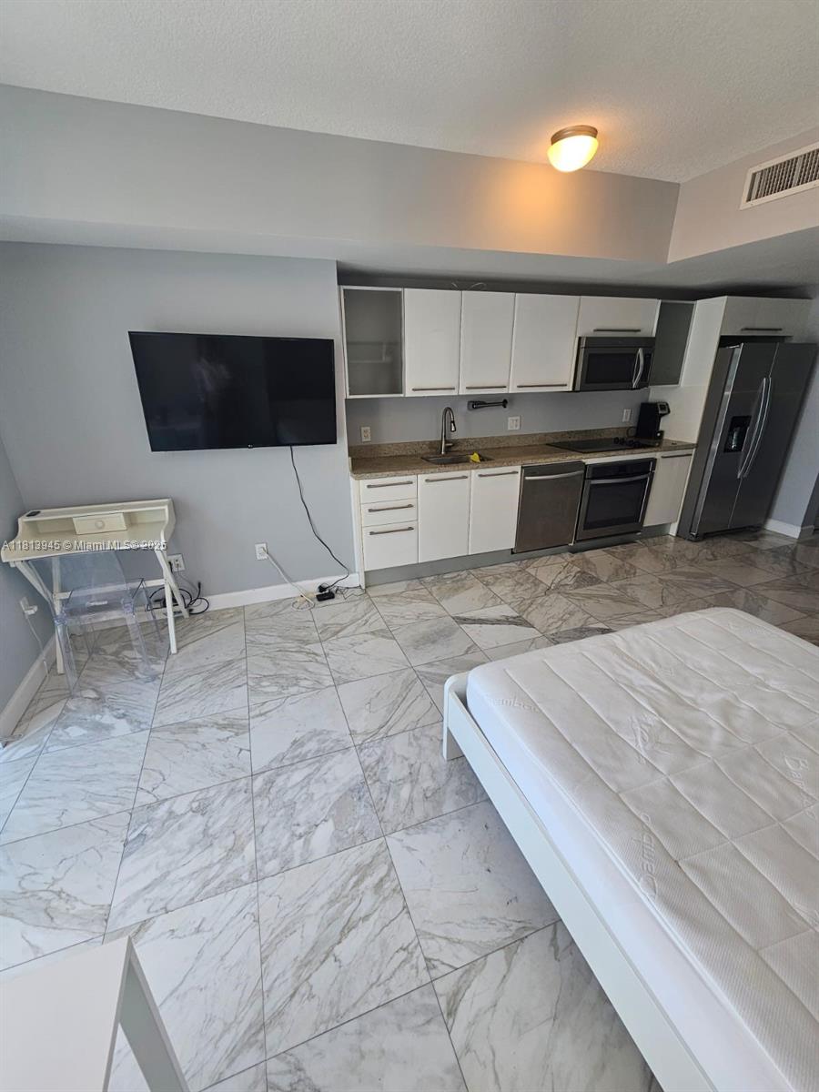LATITUDE ON THE RIVER CON - Residential Lease