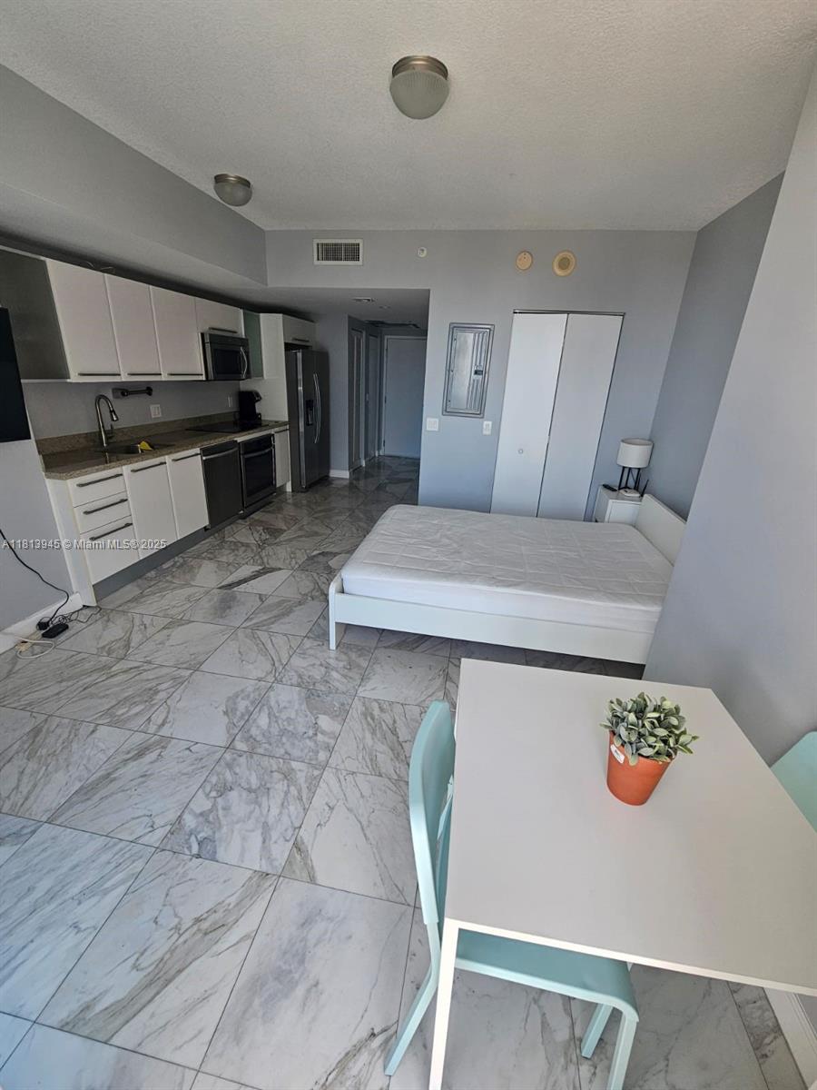 LATITUDE ON THE RIVER CON - Residential Lease