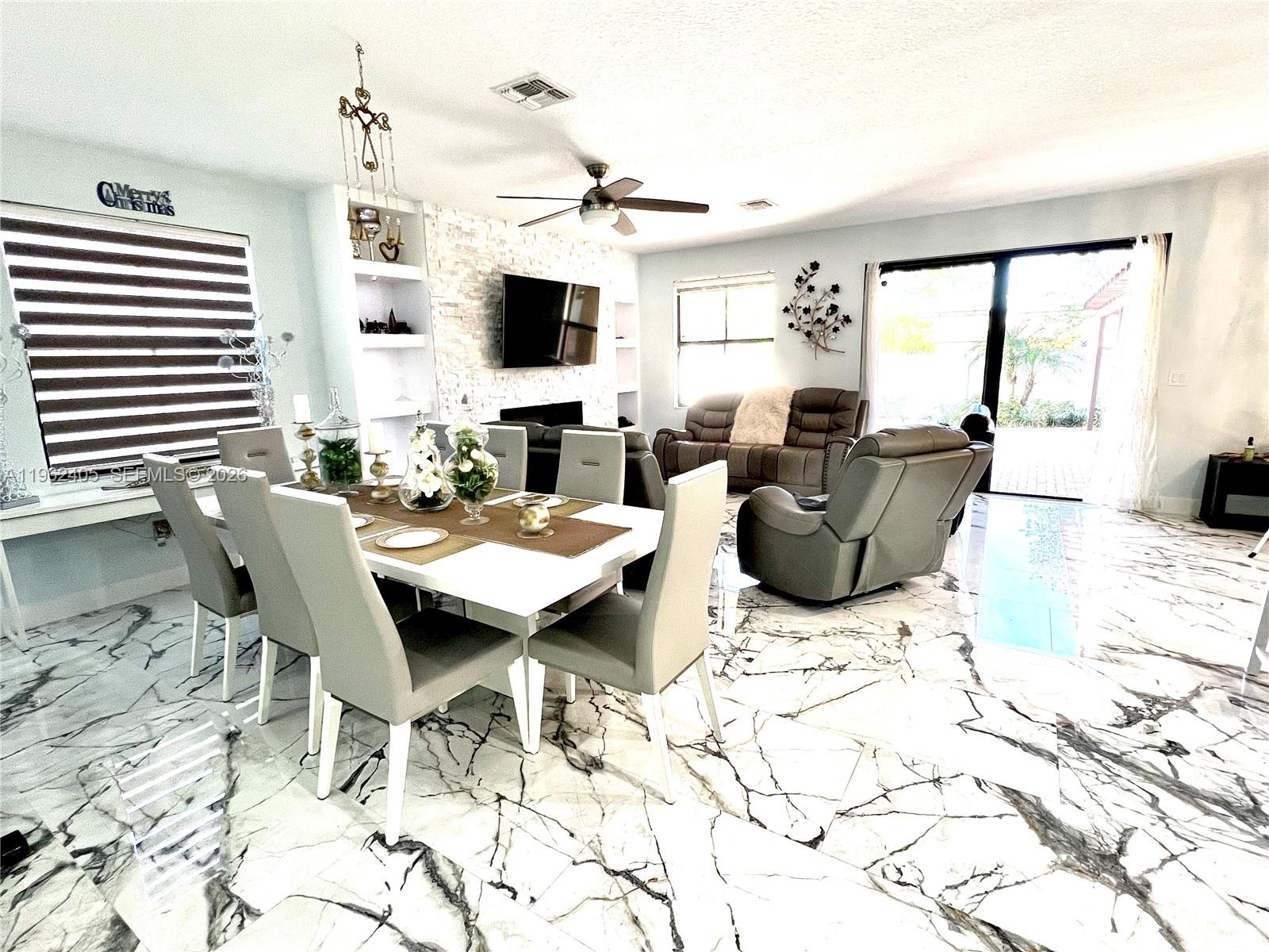 CENTRAL PARC SOUTH - Residential