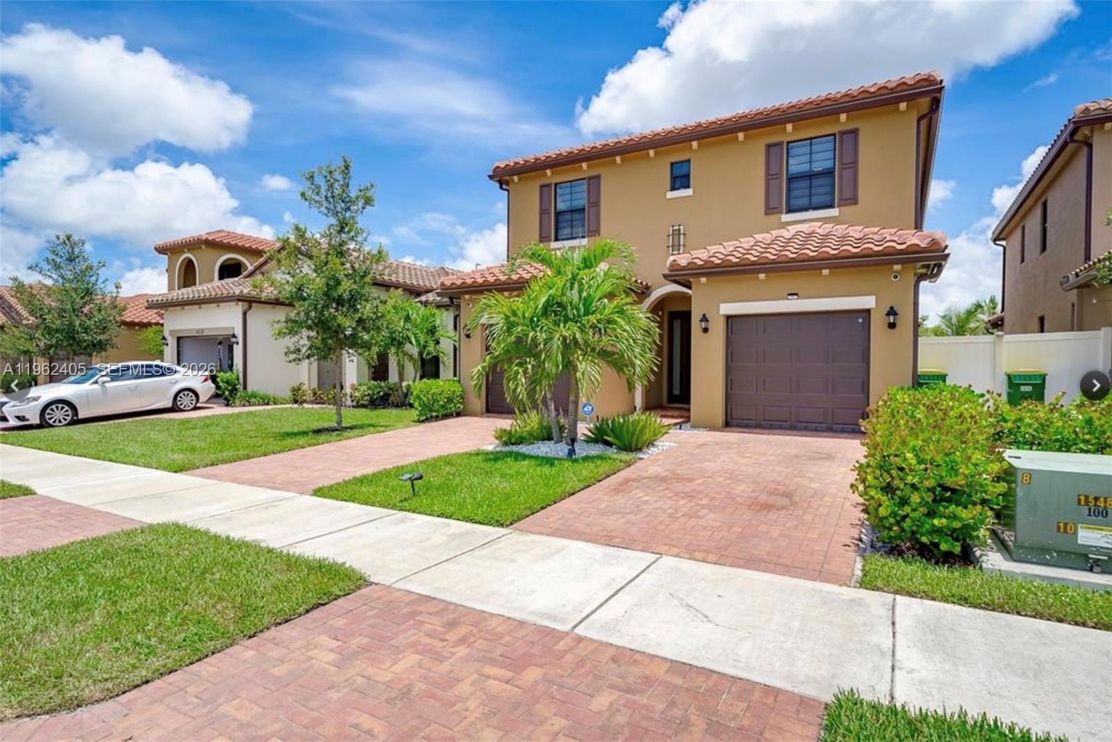 CENTRAL PARC SOUTH - Residential