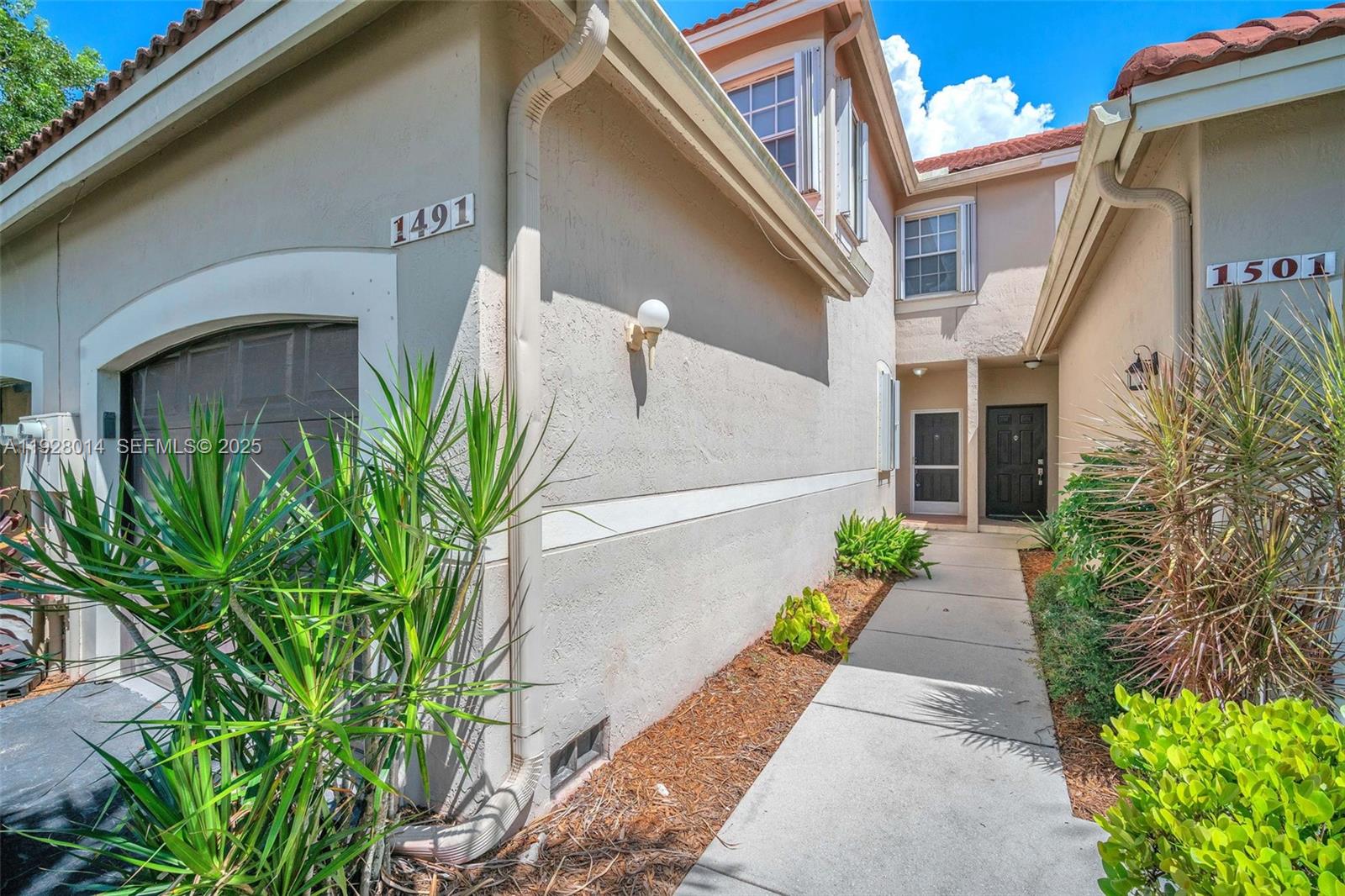 SECTORS 3 & 4 BOUNDARY PL - Residential Lease