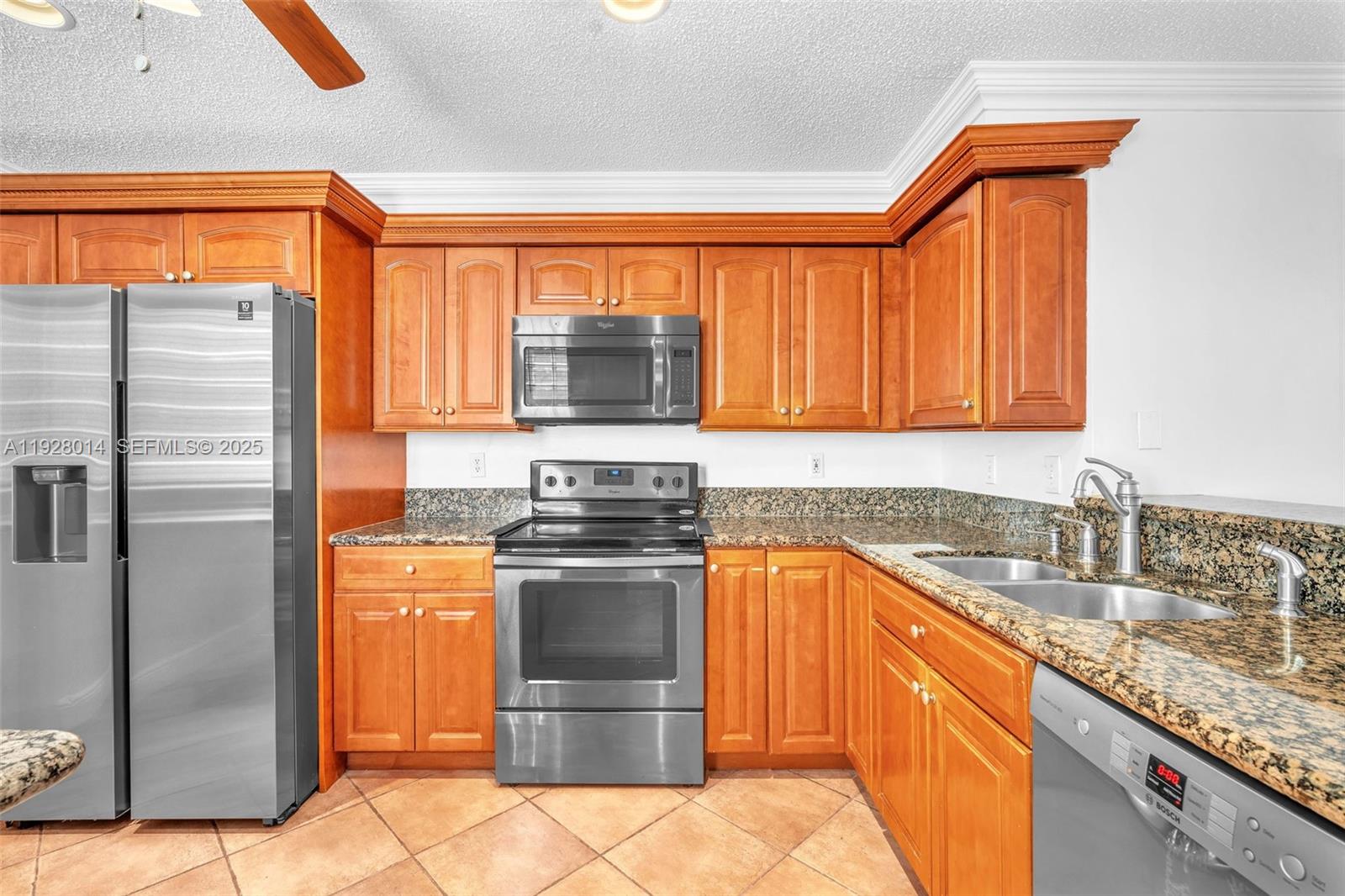 SECTORS 3 & 4 BOUNDARY PL - Residential Lease