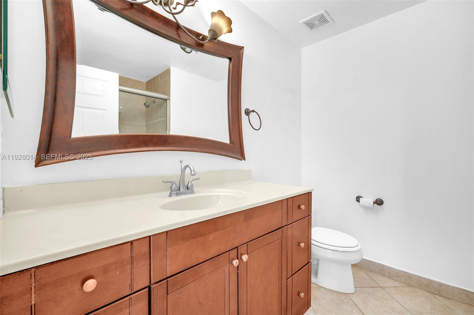 SECTORS 3 & 4 BOUNDARY PL - Residential Lease