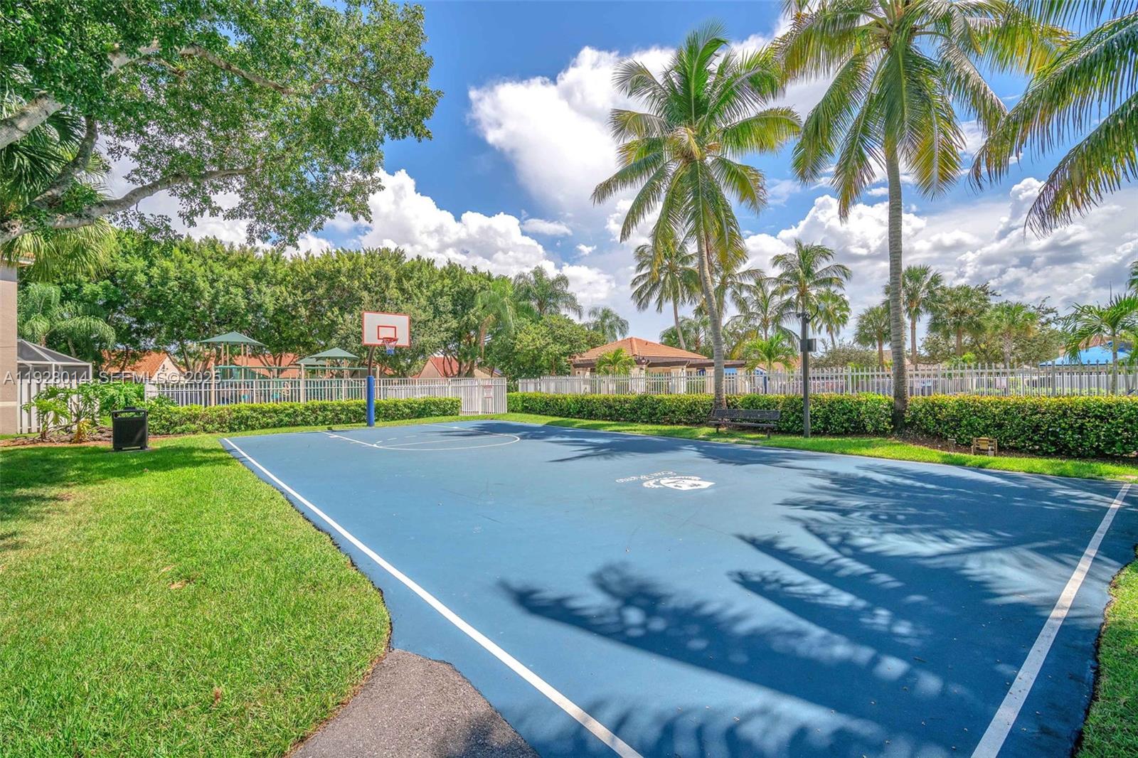 SECTORS 3 & 4 BOUNDARY PL - Residential Lease