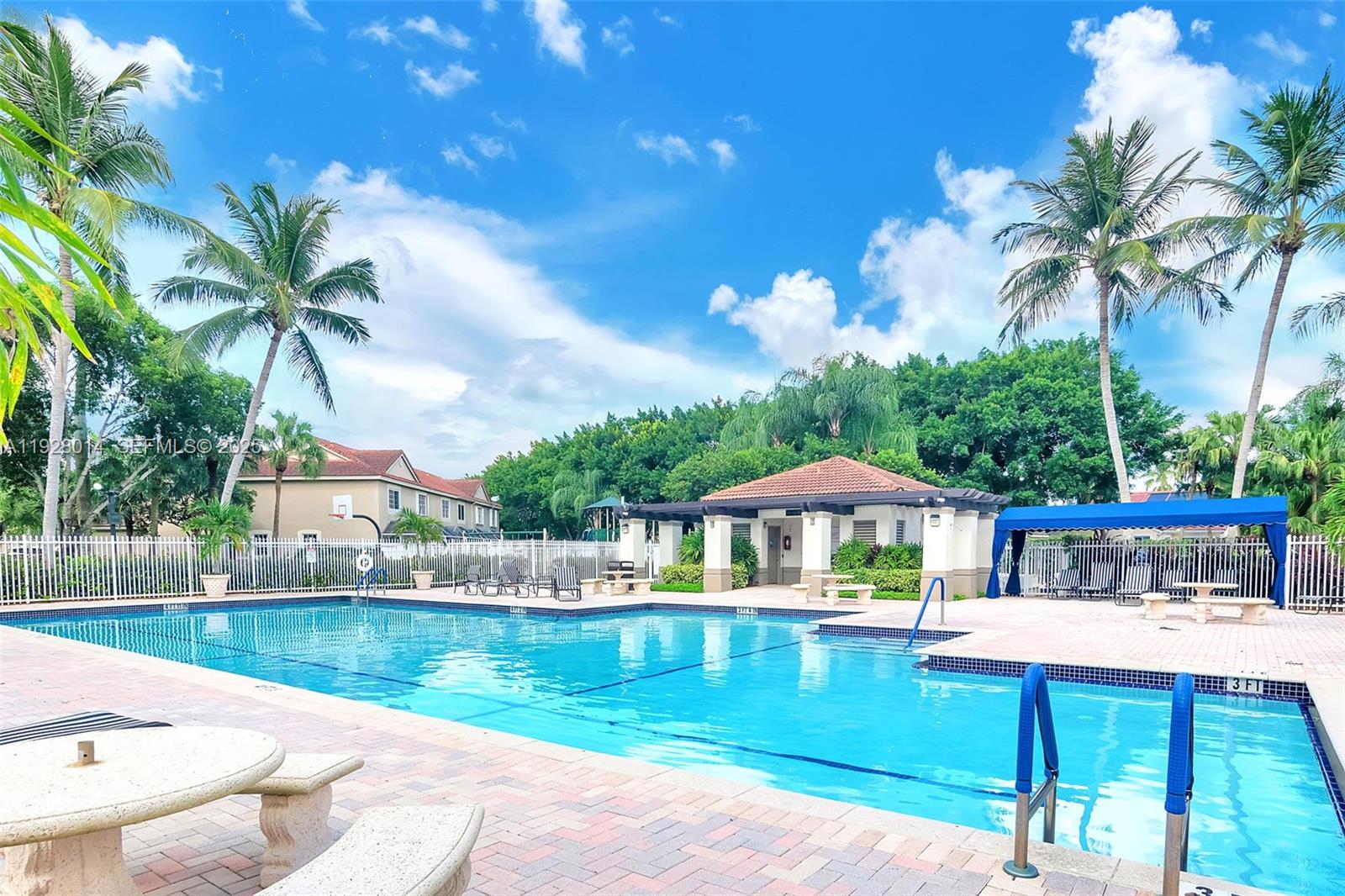 SECTORS 3 & 4 BOUNDARY PL - Residential Lease