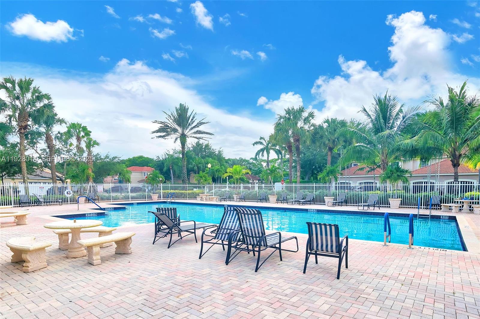 SECTORS 3 & 4 BOUNDARY PL - Residential Lease