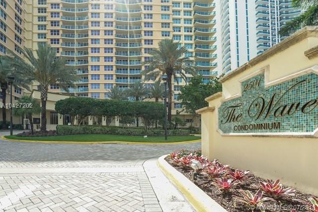 WAVE CONDO - Residential