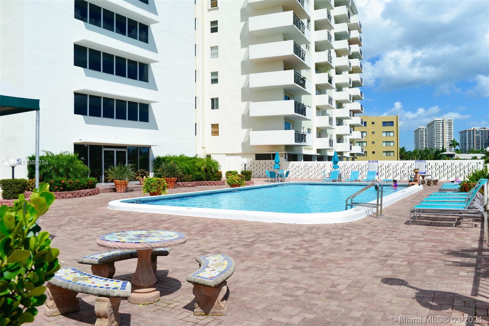 OCEAN VIEW TOWERS CONDO - Residential