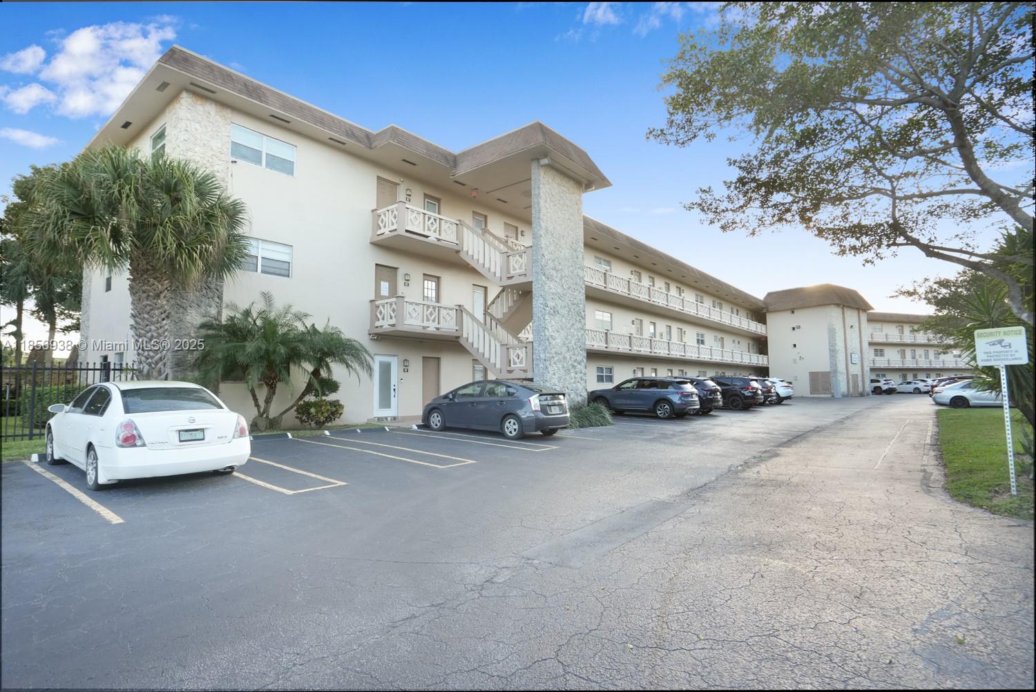 ELDERBERRY GARDENS CONDO - Residential