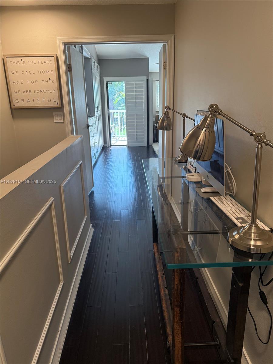 DELVISTA B CONDO - Residential