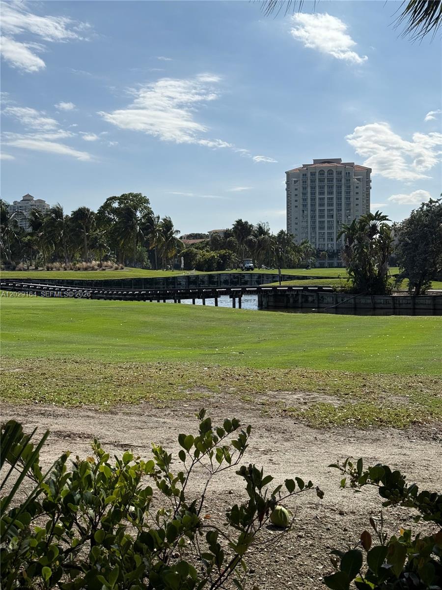 DELVISTA B CONDO - Residential