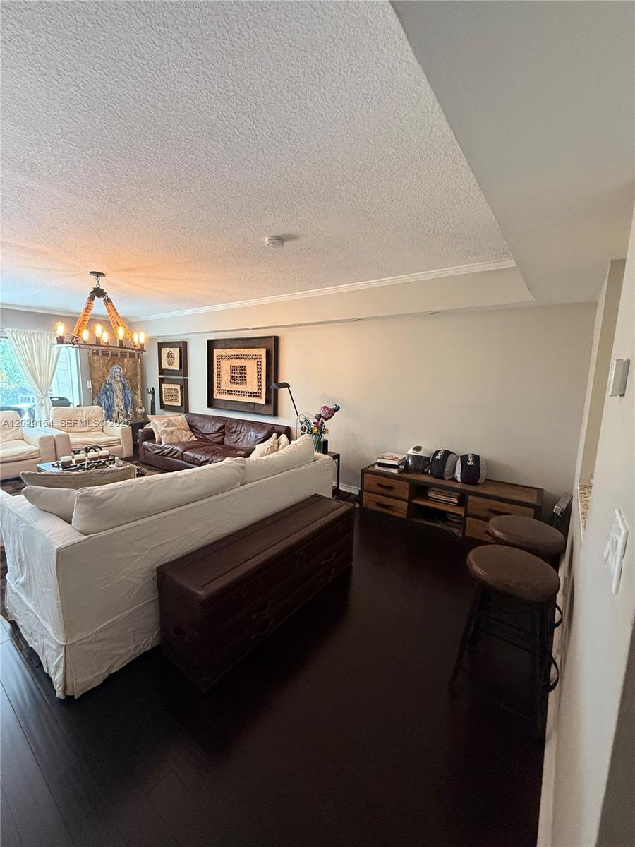 DELVISTA B CONDO - Residential