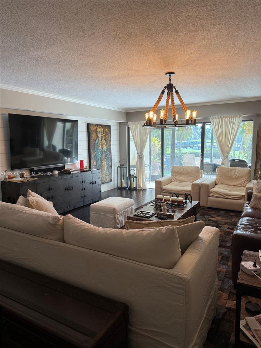 DELVISTA B CONDO - Residential