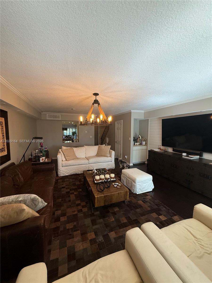 DELVISTA B CONDO - Residential
