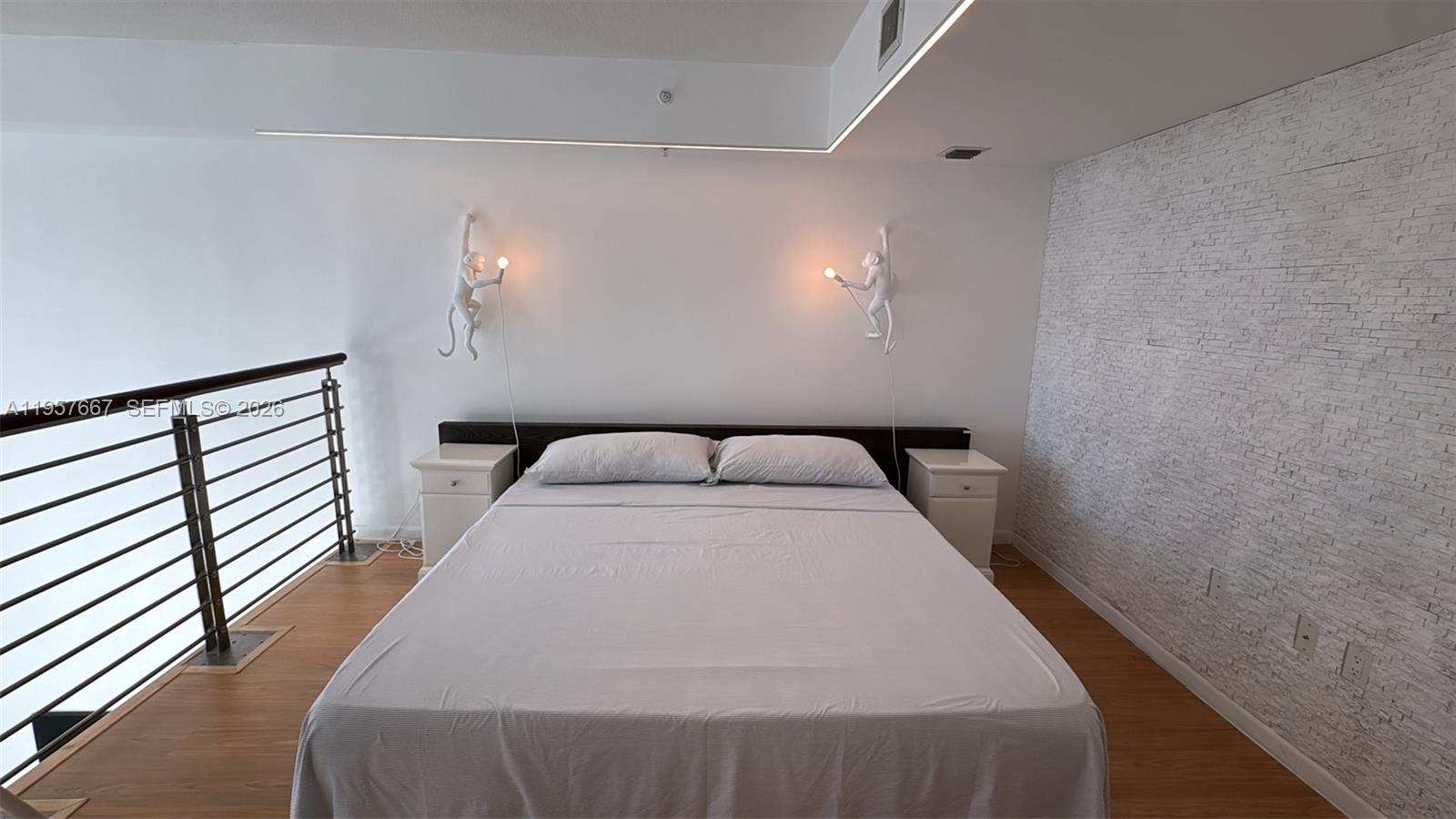 BRICKELL ON THE RIVER S T - Residential