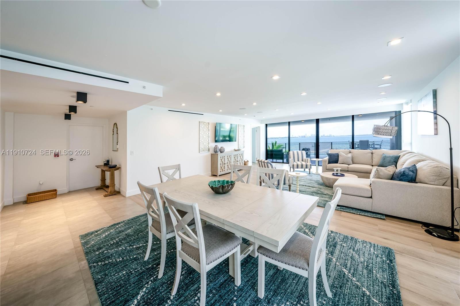 ISLE OF NORMANDY MIAMI VI - Residential