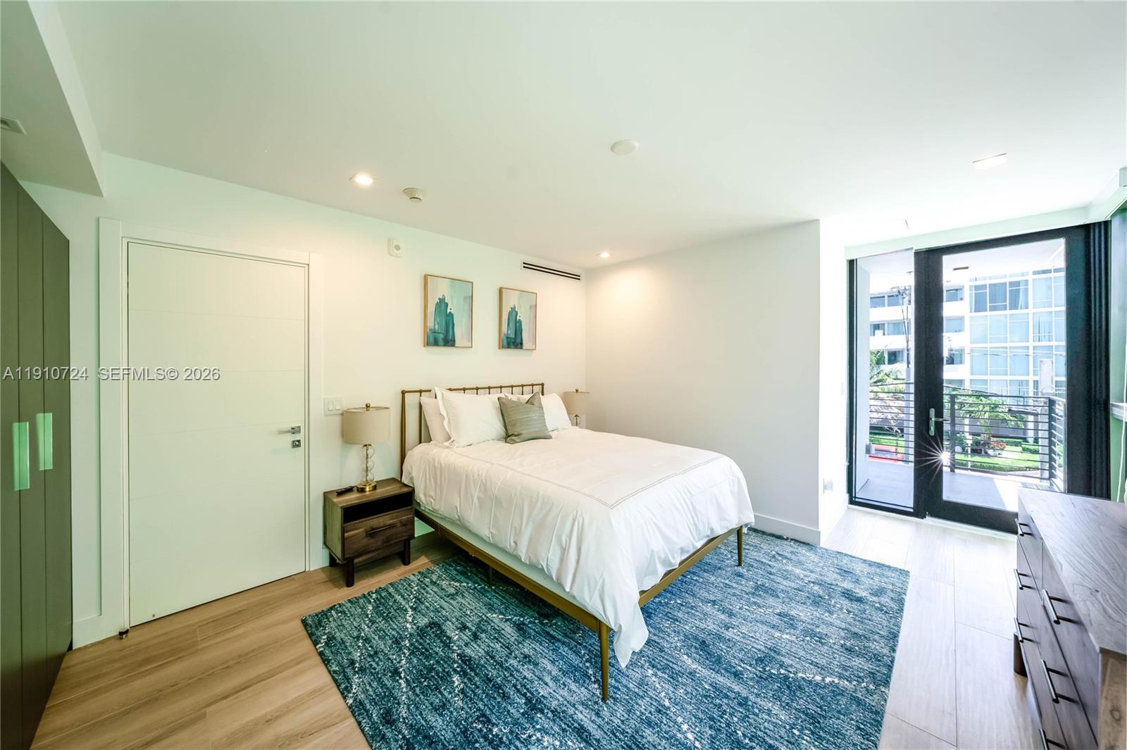 ISLE OF NORMANDY MIAMI VI - Residential