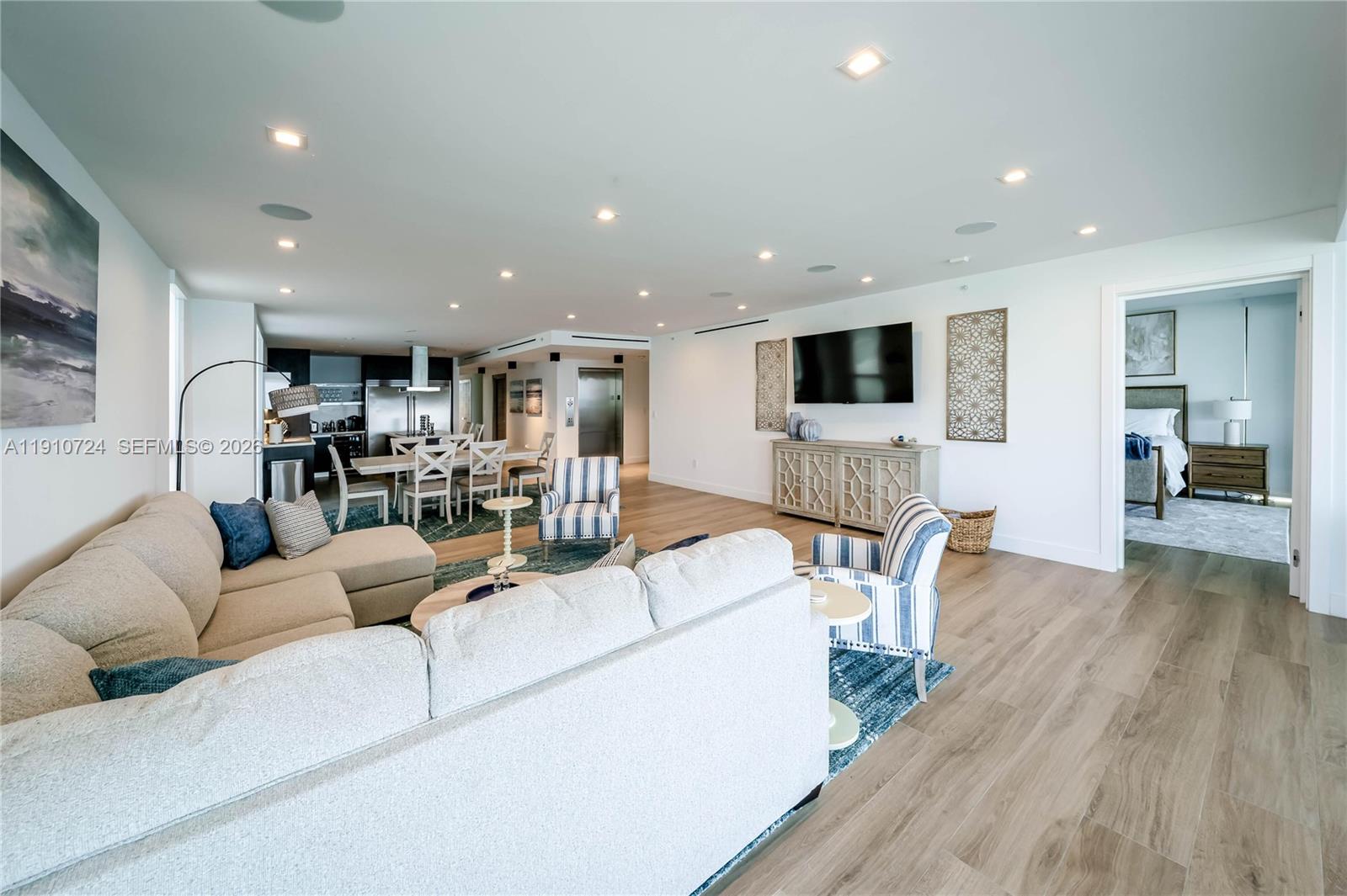 ISLE OF NORMANDY MIAMI VI - Residential