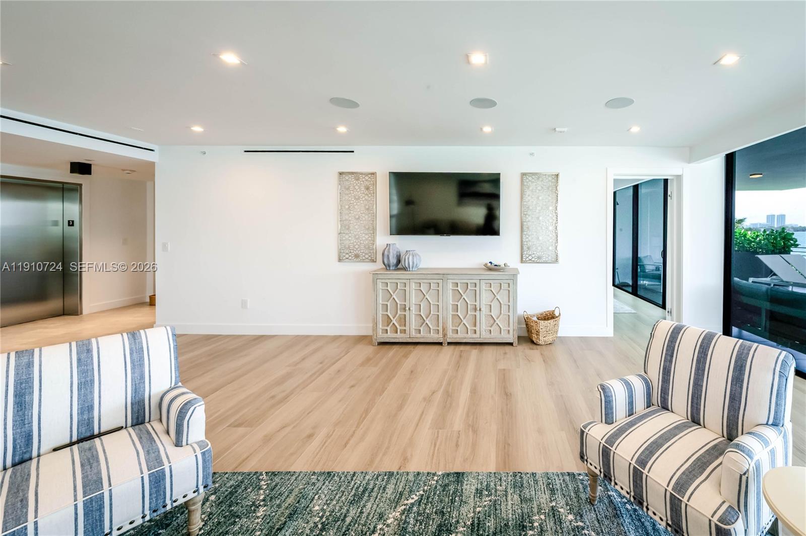 ISLE OF NORMANDY MIAMI VI - Residential