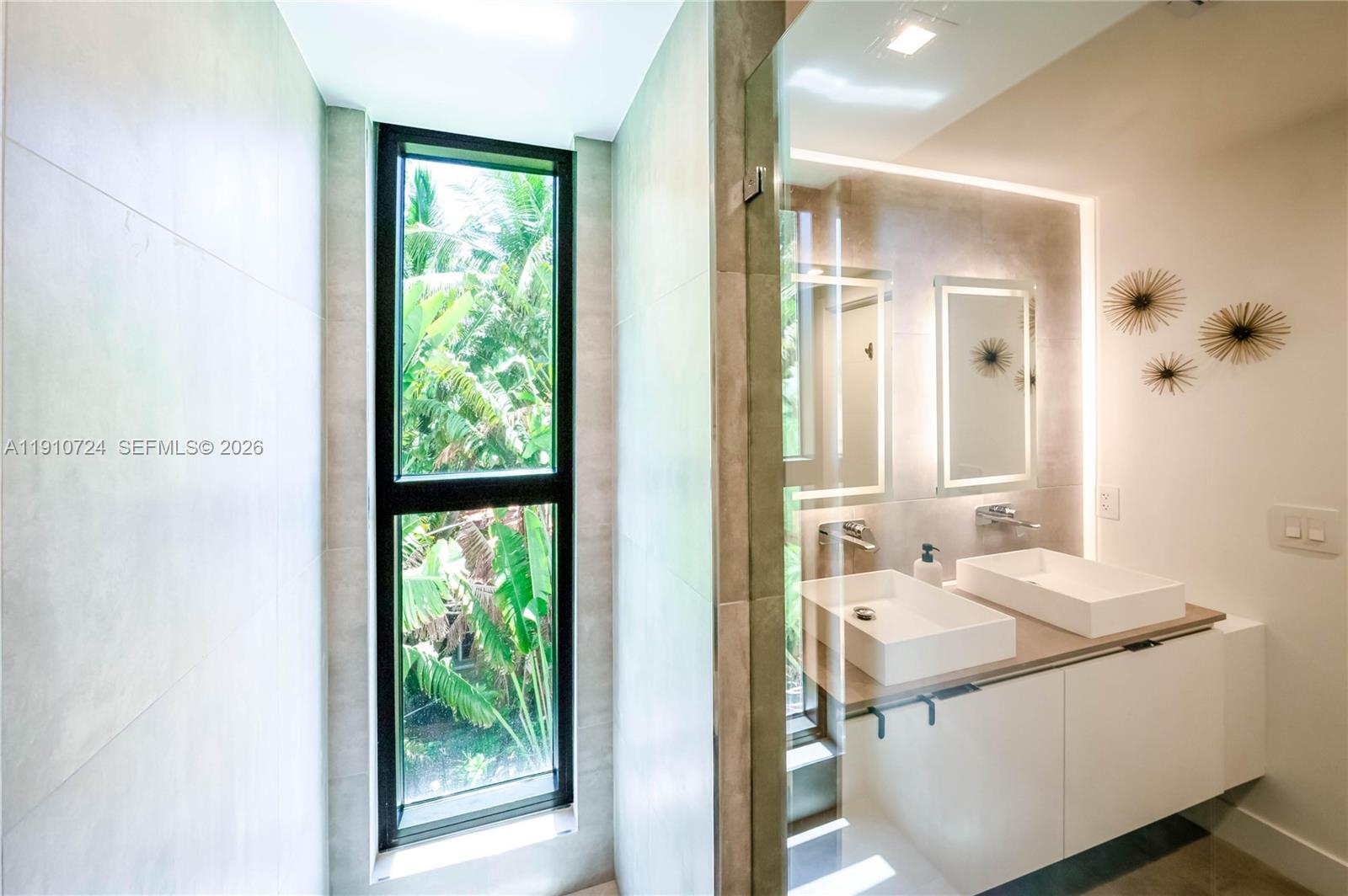 ISLE OF NORMANDY MIAMI VI - Residential