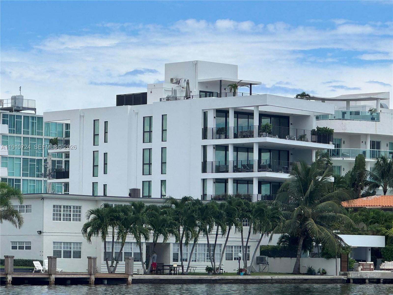 ISLE OF NORMANDY MIAMI VI - Residential