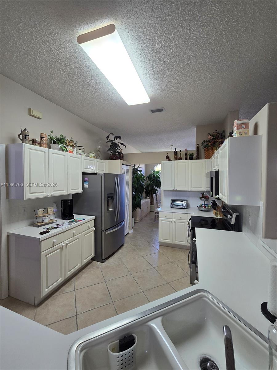 SILVER LAKES AT PEMBROKE - Residential