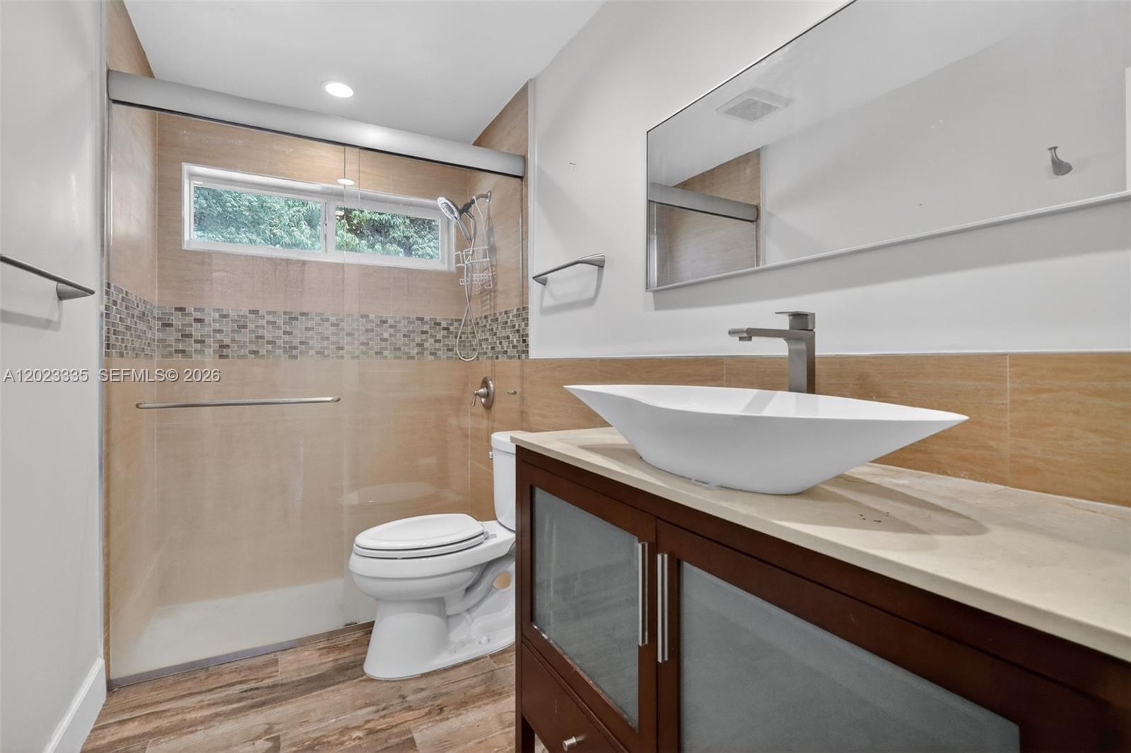 BREEZE HAVEN NO 3 - Residential