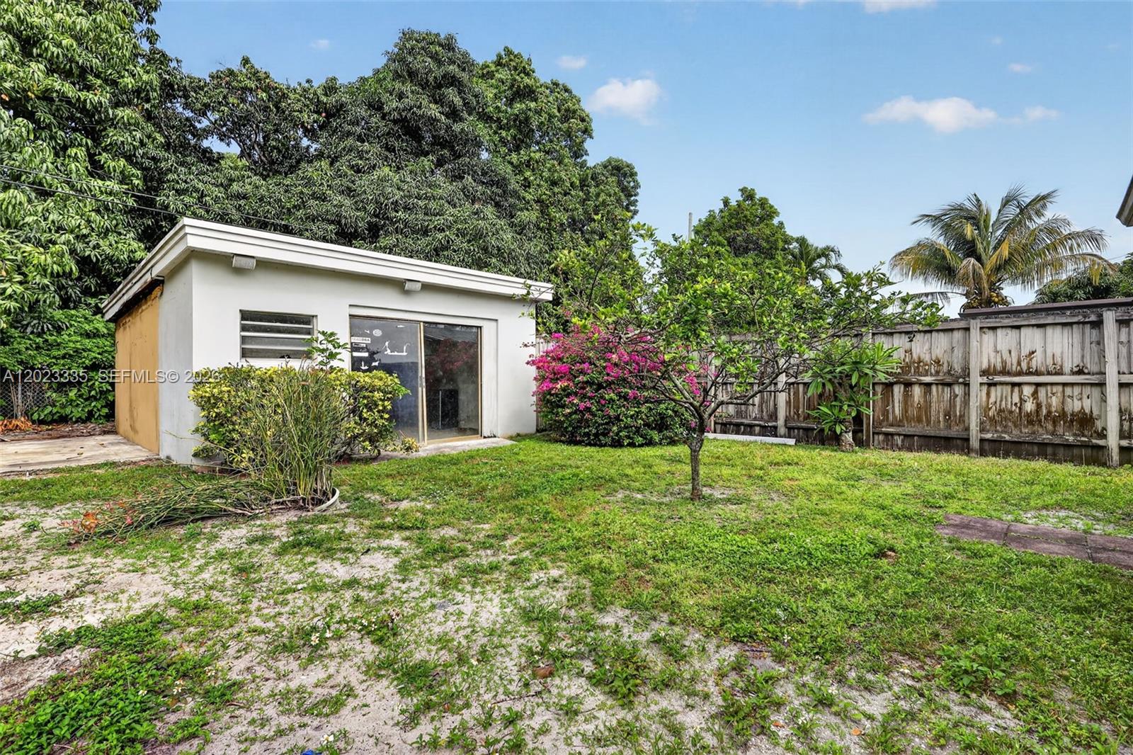 BREEZE HAVEN NO 3 - Residential