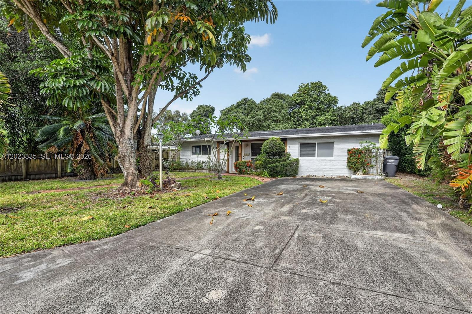 BREEZE HAVEN NO 3 - Residential