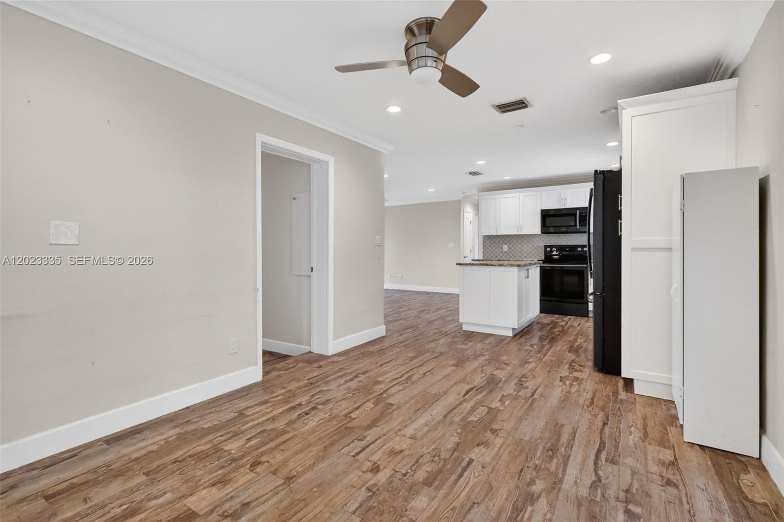 BREEZE HAVEN NO 3 - Residential